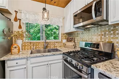 805 Knight Court, Lake Arrowhead, CA 92352 - Photo 23