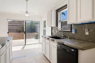 7527 Bonita Dr, Highland, CA 92346 - Photo 11