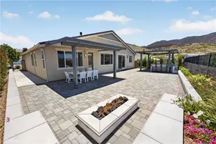 1882 Pele Wy, Corona, CA 92882 - Photo 41