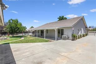 35653 Oak Creek, Yucaipa, CA 92399 - Photo 37
