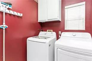 28575 Cherokee Rose, Highland, CA 92346 - Photo 19