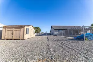 14978 Palm, Hesperia, CA 92345 - Photo 23