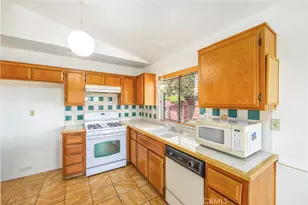511 Lois Ln, Beaumont, CA 92223 - Photo 11