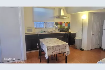 807 E 21st Street, Los Angeles, CA 90011 - Photo 3