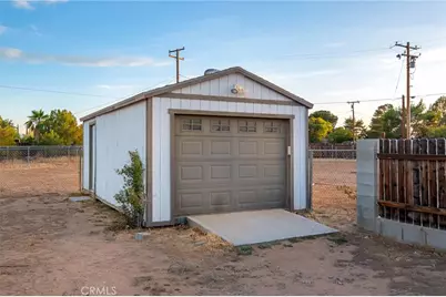 10966 Neola Road, Apple Valley, CA 92308 - Photo 25