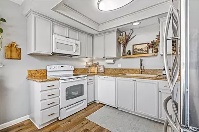1456 Chalgrove #C, Corona, CA 92882 - Photo 11
