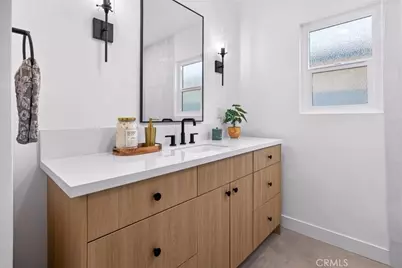 3861 S Norton Avenue, Los Angeles, CA 90008 - Photo 31
