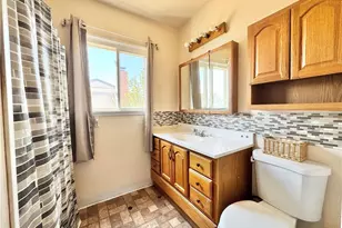 1335 N Riverside Ave, Rialto, CA 92376 - Photo 11