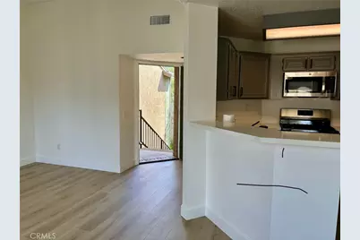 2612 Avenida Del Vista #203, Corona, CA 92882 - Photo 9