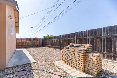 35250 Santa Rosa Drive, Yucaipa, CA 92399 - Photo 29