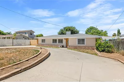 13348 5th, Yucaipa, CA 92399 - Photo 3
