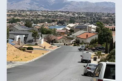 17735 Vista Point, Victorville, CA 92395 - Photo 3