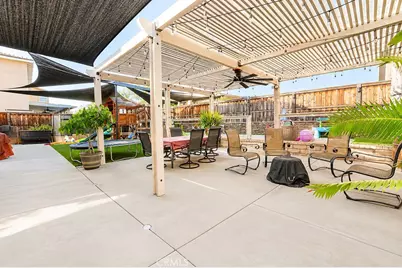 13064 Creekside Way, Moreno Valley, CA 92555 - Photo 33