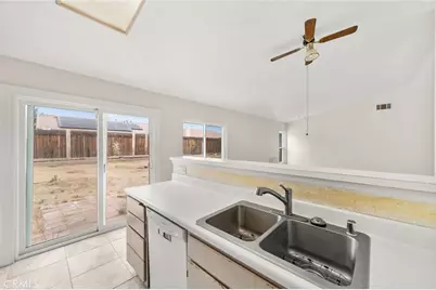 14626 Kelly, Adelanto, CA 92301 - Photo 11