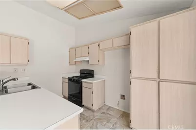 14626 Kelly, Adelanto, CA 92301 - Photo 9