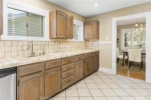 618 Cypress Cir, Redlands, CA 92373 - Photo 11