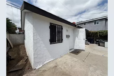 1249 W 90th Place, Los Angeles, CA 90044 - Photo 9