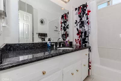 9331 La Cortinilla Avenue, Fountain Valley, CA 92708 - Photo 21