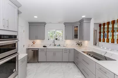 9331 La Cortinilla Avenue, Fountain Valley, CA 92708 - Photo 7