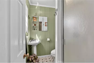 501 Dogwood Canyon, Blue Jay, CA 92317 - Photo 27
