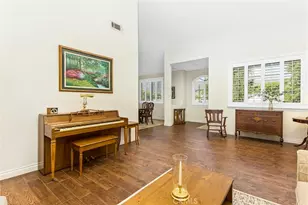 13747 Meadow View Ln, Yucaipa, CA 92399 - Photo 9
