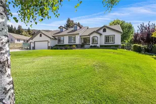 13747 Meadow View Ln, Yucaipa, CA 92399 - Photo 3