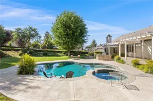13747 Meadow View Ln, Yucaipa, CA 92399 - Photo 43