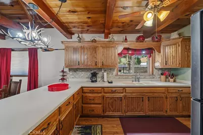 280 Wabash, Sugarloaf, CA 92386 - Photo 11