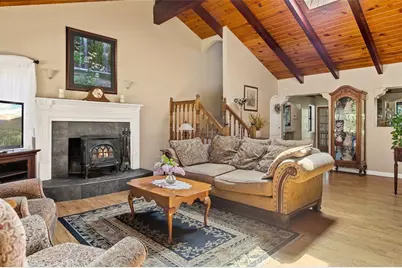 31071 Mountain Oak, Running Springs, CA 92382 - Photo 3