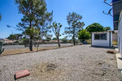 10495 Frontier, Cherry Valley, CA 92223 - Photo 33