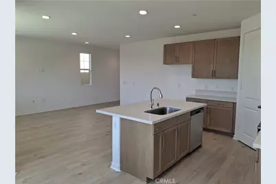 29211 Santa Fe Springs, Winchester, CA 92596 - Photo 5