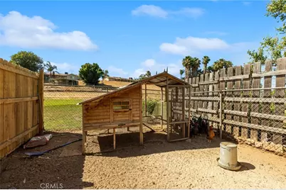 9447 Stirrup Street, Jurupa Valley, CA 92509 - Photo 35