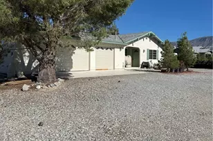 9181 Visalia, Lucerne Valley, CA 92356 - Photo 11