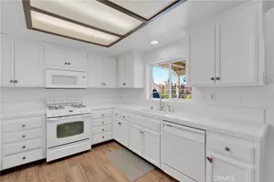 17908 Yucca, Hesperia, CA 92345 - Photo 19