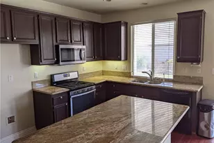 15559 Sharon Ct, Fontana, CA 92336 - Photo 3