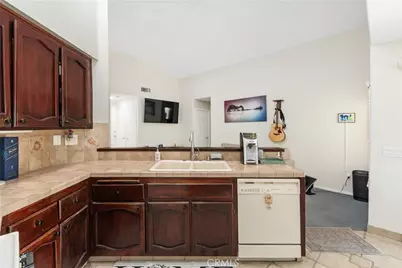 22600 Country Gate, Moreno Valley, CA 92557 - Photo 15