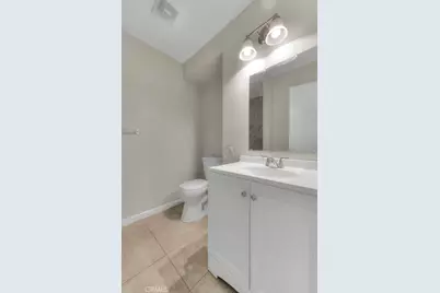 164 Lexington, Costa Mesa, CA 92626 - Photo 17