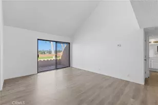 1400 W Edgehill Unit 40, San Bernardino, CA 92405 - Photo 3