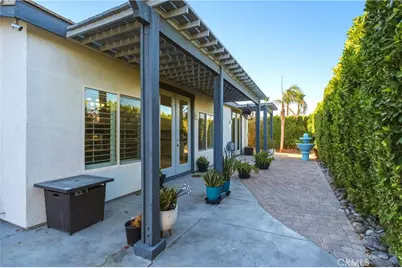 1090 Palmas Ridge, Palm Springs, CA 92262 - Photo 33