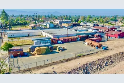 25578 E Base Line, San Bernardino, CA 92410 - Photo 21