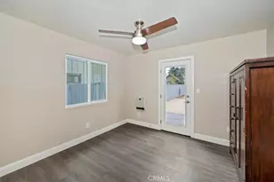 913 Sequoia Dr, Big Bear City, CA 92314 - Photo 19