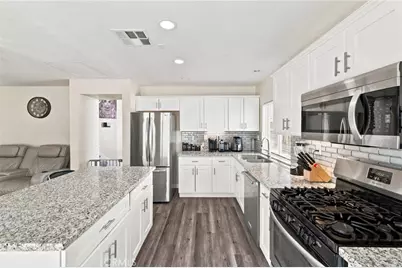 11323 Star, Adelanto, CA 92301 - Photo 15