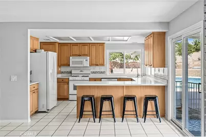 11010 Kayjay, Riverside, CA 92503 - Photo 9