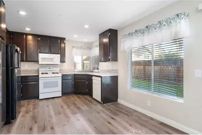 11528 Aberdeen Drive, Fontana, CA 92337 - Photo 9