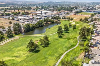 34301 Sherwood, Yucaipa, CA 92399 - Photo 41