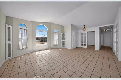 10658 9th Avenue, Hesperia, CA 92345 - Photo 7