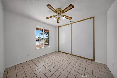 10658 9th Avenue, Hesperia, CA 92345 - Photo 19