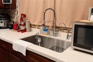 885 W Valley, Colton, CA 92324 - Photo 9