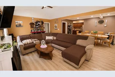 885 W Valley, Colton, CA 92324 - Photo 5