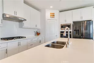 14049 Amorosa Ct, Beaumont, CA 92223 - Photo 9